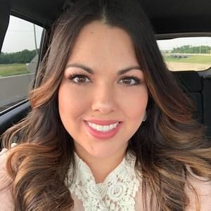 Meet your Posher, Cristina